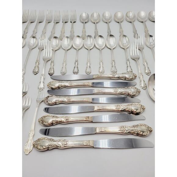 Grand Elegance Wm Roger Mfg Co Extra Plate 7 Place Settings 60 pcs Silverplate - Picture 7 of 16